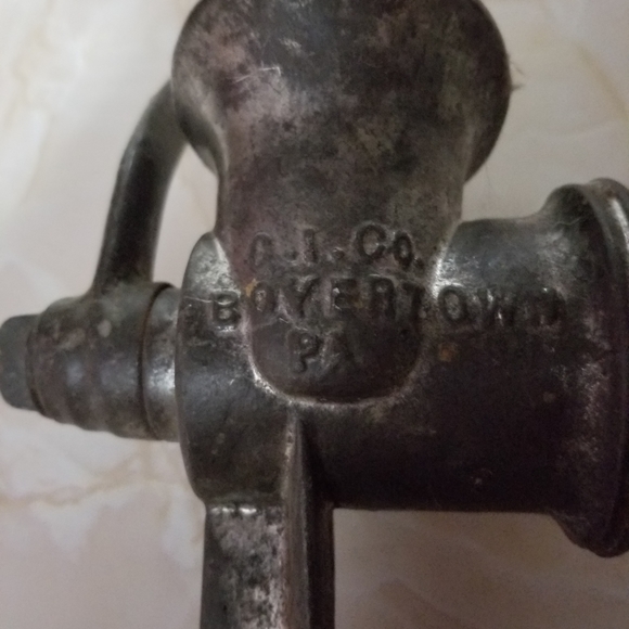 VINTAGE MEAT GRINDER C.I.CO BOYERTOWN PA KEYSTONE MADE IN USA - Picture 4 of 5